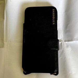 Chandelier… Hailey folio pebble leather crossbody for iPhone XR.  Used